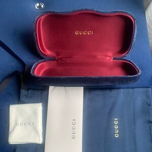 New GUCCI Rare 4 Piece Hard Navy Velvet Eye/Sunglasses Case